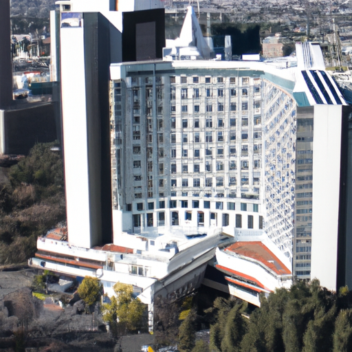 Based on the provided text, here are three popular keywords for travel & tourism related to the Sheraton Maria Isabel Hotel and the main locations: 1. Sheraton Maria Isabel Hotel 2. Mexico City 3. Luxury hotel