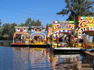 Xochimilco_trajineras-cdmx-1