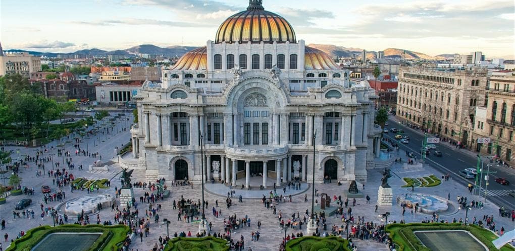 "Palacio de Bellas Artes" in Mexico City Altitude